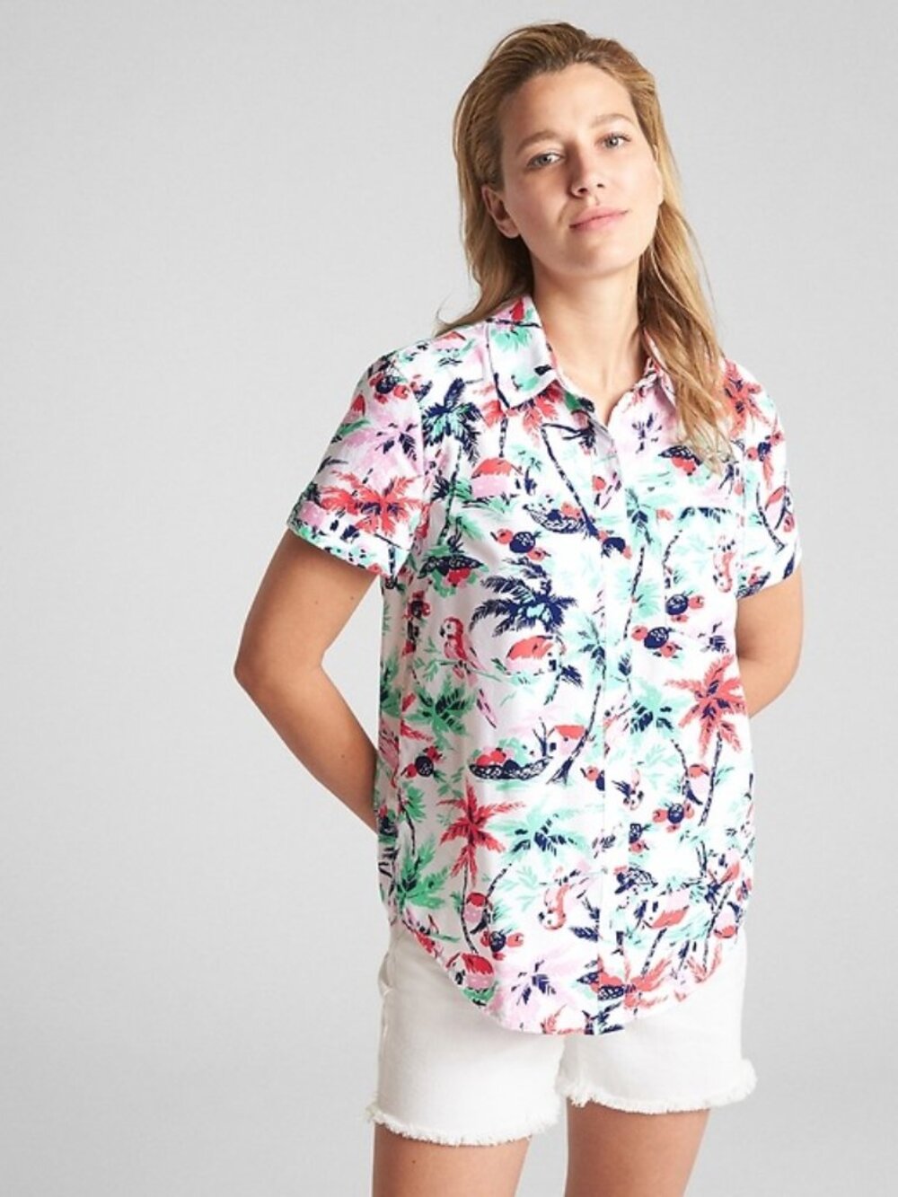 Gap Hawaiian shirt hula parrot XS petite Short Sleeve Tropical Print Button-Down